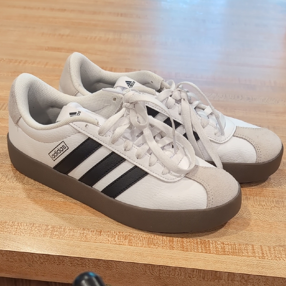 Adidas White and Black Sneakers Minimalist Style